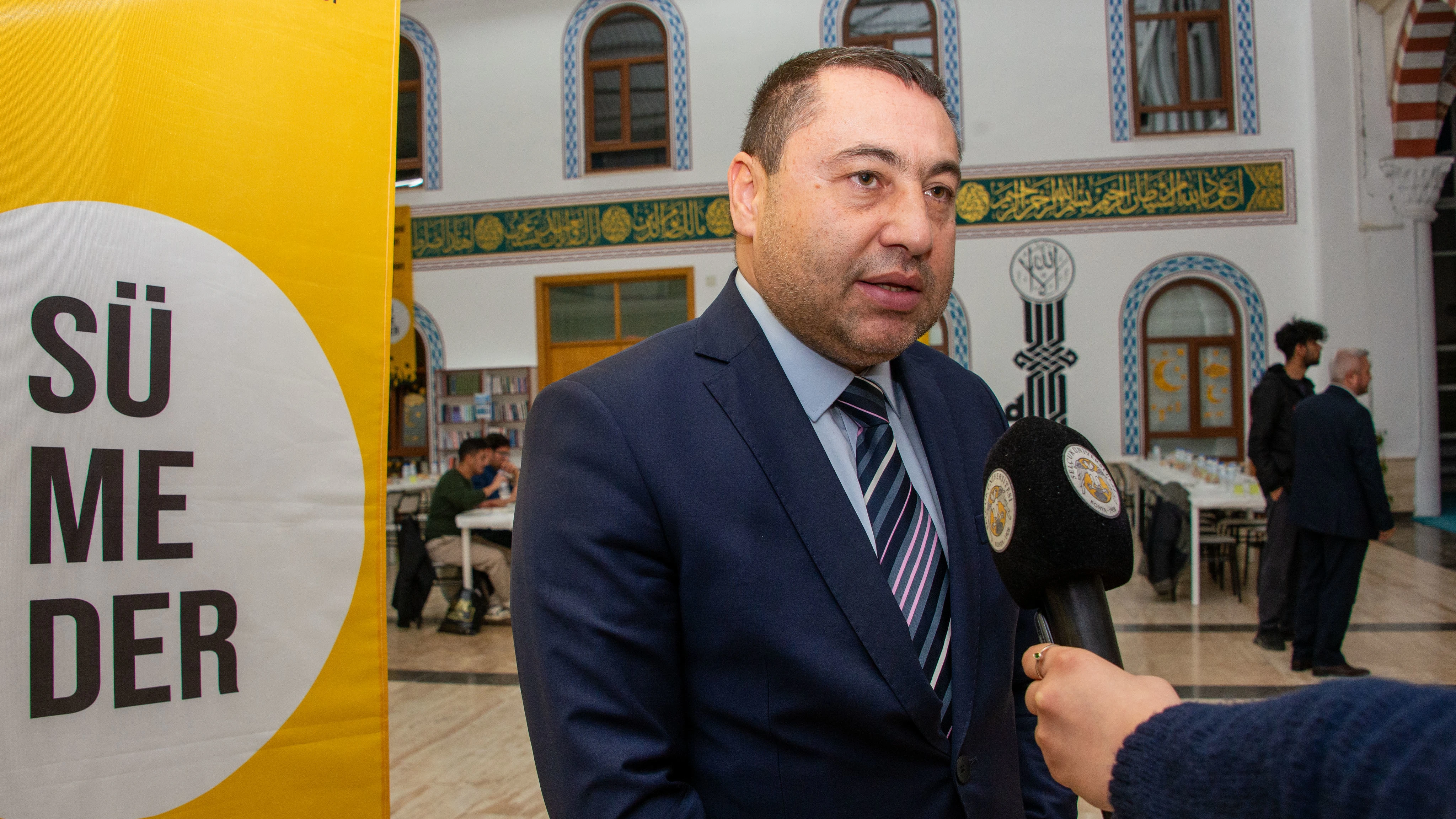 SÜMEDER ve Konya Müftülüğü Selçuk Üniversitesi öğrencilerini her gün iftarda buluşturuyor